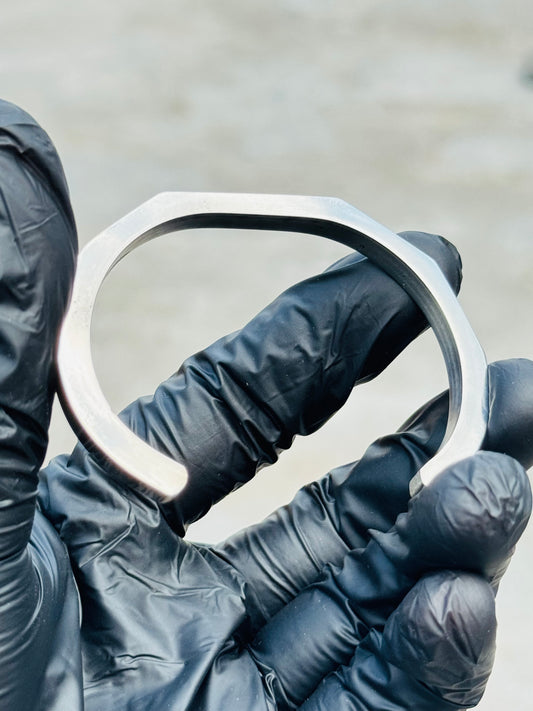 The Aegis Cuff